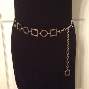Geometric Silver Toned Chain Belt